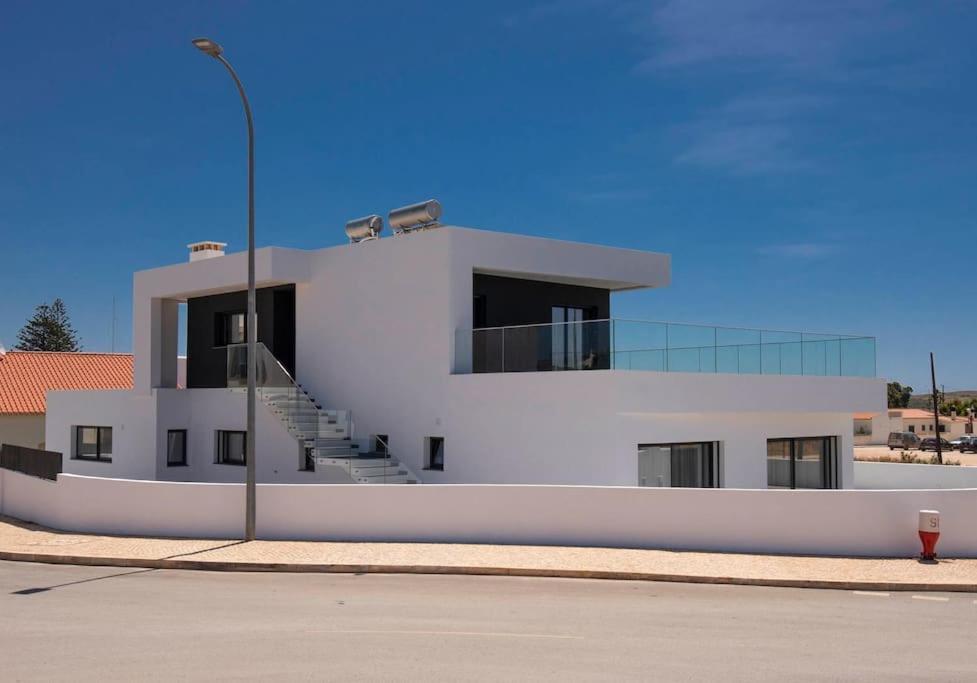 Sunset House Leilighet Vila do Bispo Eksteriør bilde