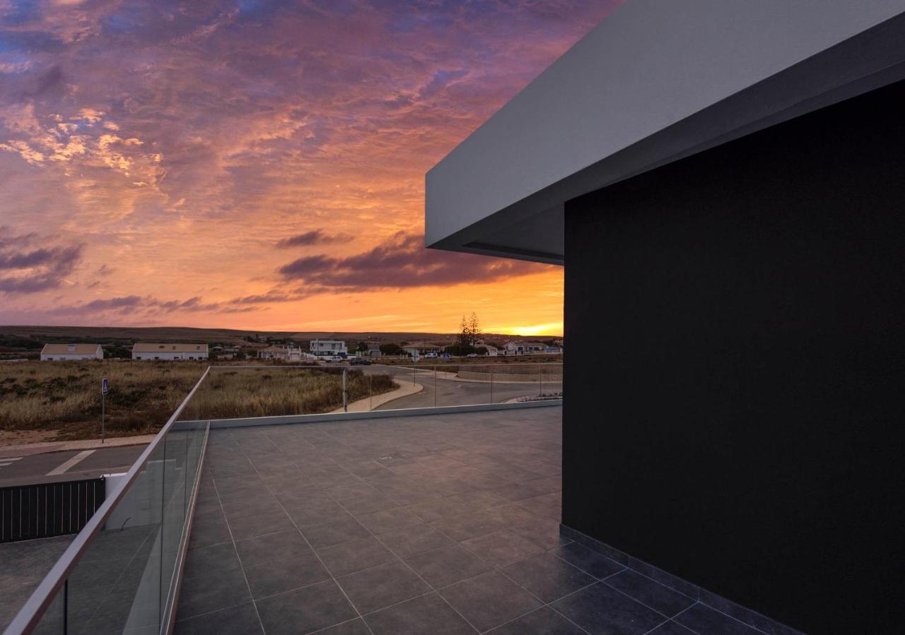 Sunset House Leilighet Vila do Bispo Eksteriør bilde